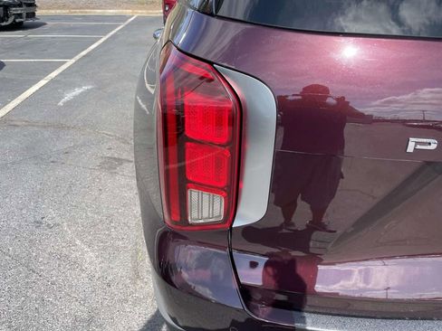 Used 2023 Hyundai Palisade Limited w/ Cargo Package image 19