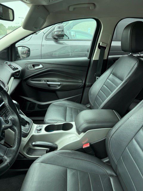 Used 2013 Ford Escape SEL FWD image 7