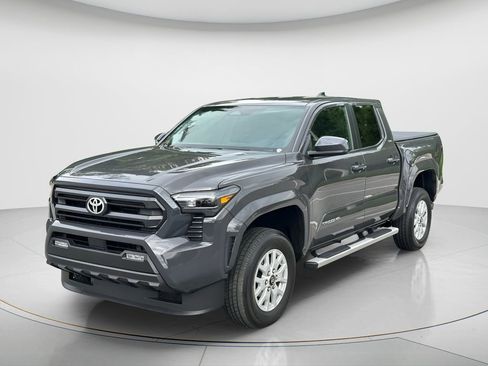 Used 2025 Toyota Tacoma SR5 RWD image 1