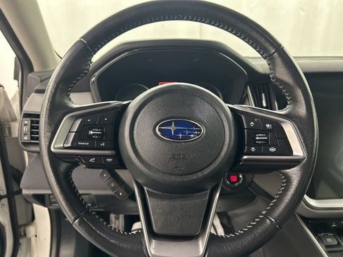 Used 2022 Subaru Outback Premium image 11