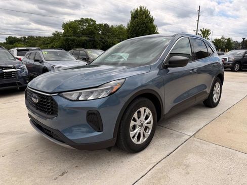 Used 2024 Ford Escape Active FWD image 17