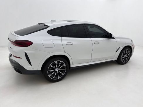 Used 2022 BMW X6 xDrive40i w/ Executive Package AWD/4WD image 6