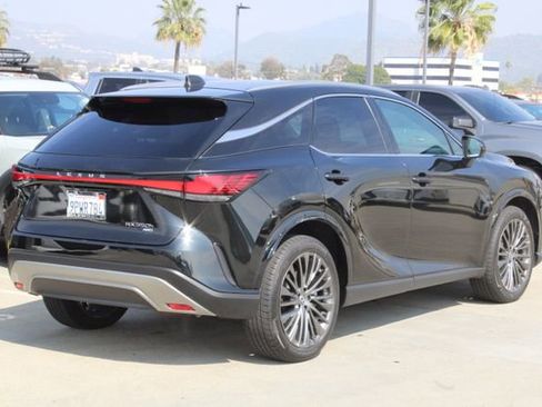 Certified 2024 Lexus RX 350 w/ Convenience Package image 21