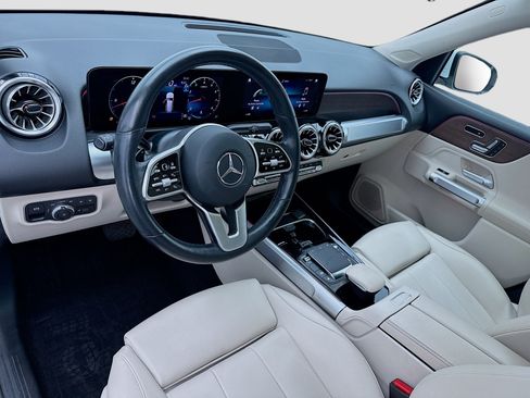 Used 2023 Mercedes-Benz GLB 250 image 7