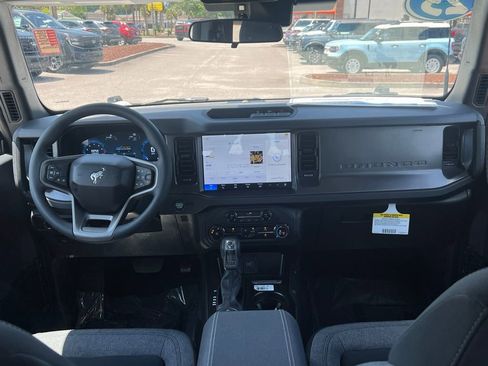 New 2025 Ford Bronco 2-Door image 5