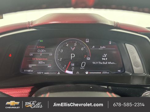 Used 2021 Chevrolet Corvette Stingray Premium Cpe w/ Z51 Performance Package image 19