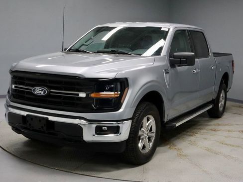 Certified 2025 Ford F150 XLT w/ Equipment Group 301A Standard image 6