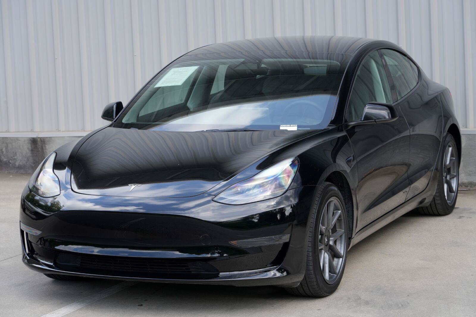Used 2023 Tesla Model 3 Standard Range RWD image 47