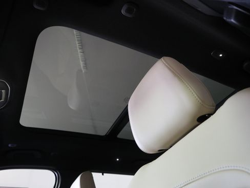 New 2025 Jeep Grand Cherokee L Limited w/ Luxury Tech Group II image 38