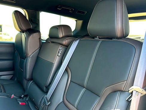 New 2026 Nissan Armada SL AWD/4WD image 16