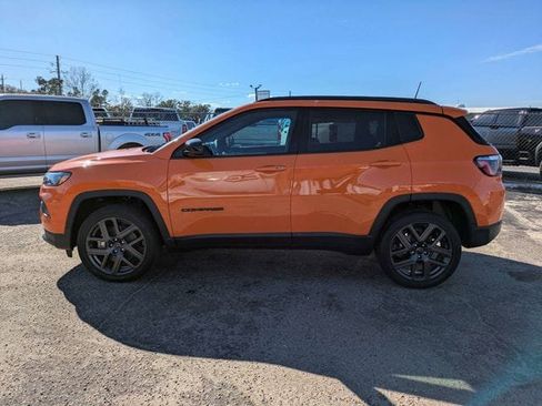 New 2026 Jeep Compass Latitude image 7