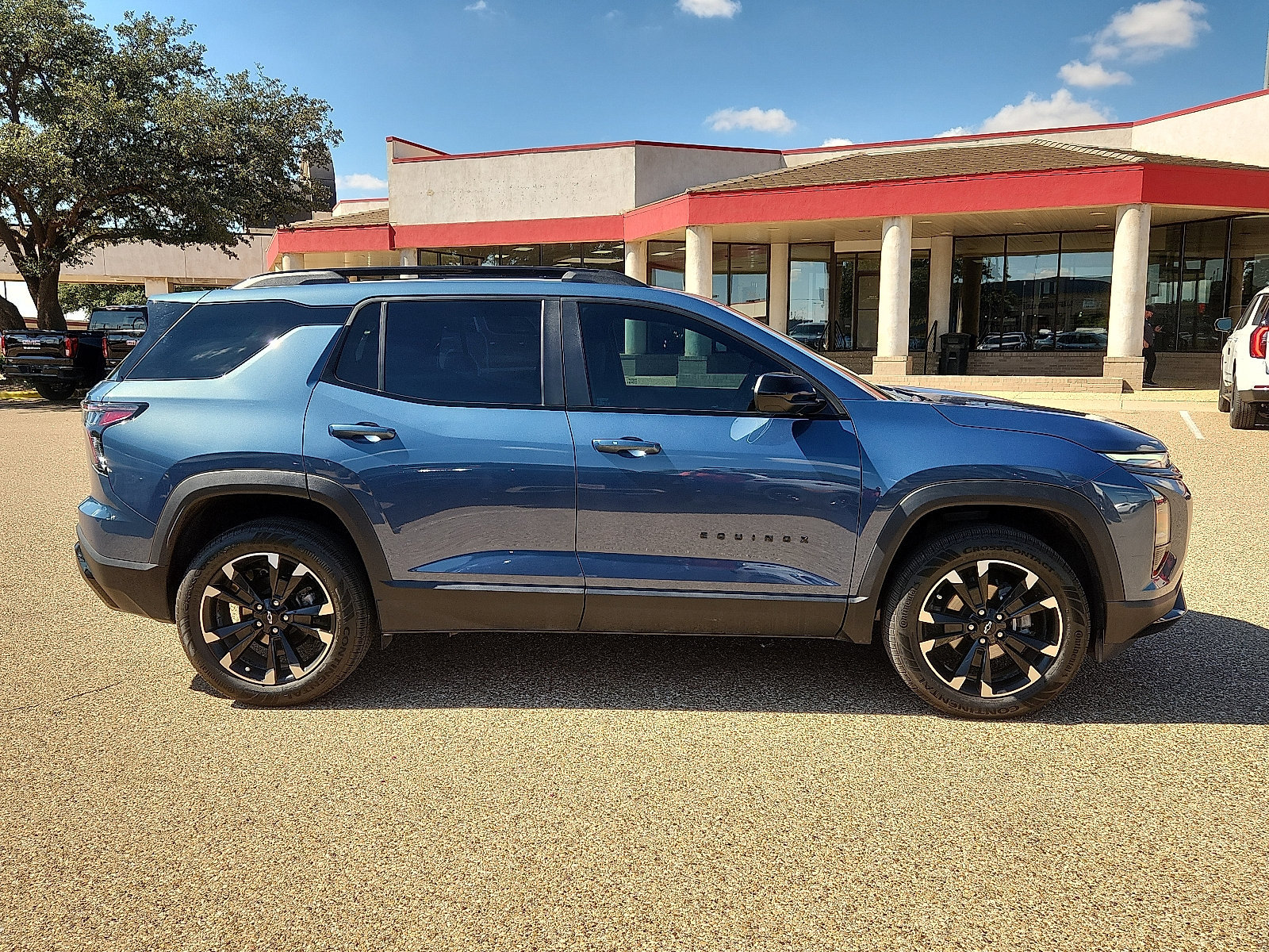 Used 2025 Chevrolet Equinox RS w/ Convenience Package III AWD/4WD image 5