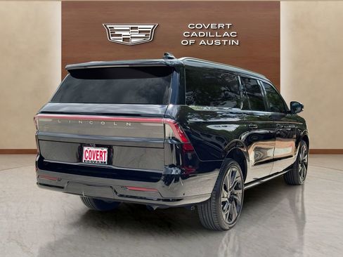 Used 2025 Lincoln Navigator L Black Label AWD/4WD image 6