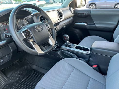 Used 2023 Toyota Tacoma SR5 RWD image 19