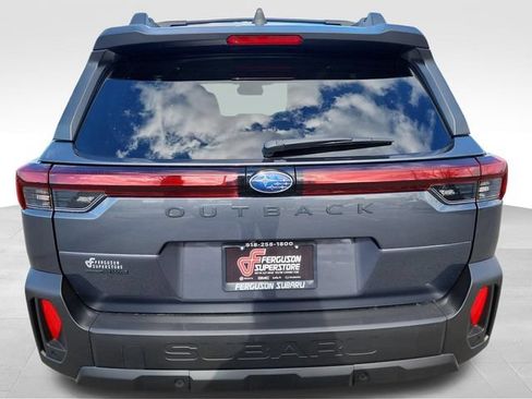 Used 2026 Subaru Outback Limited AWD/4WD image 4