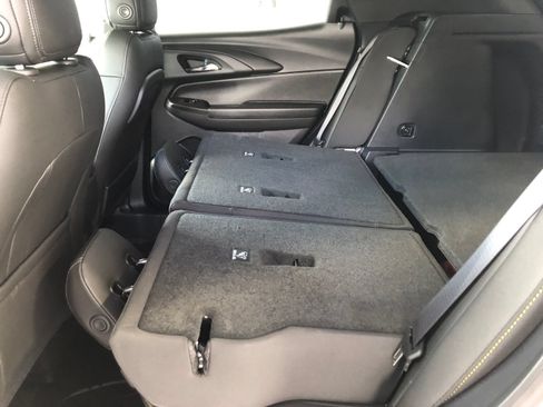 Used 2025 Chevrolet TrailBlazer ACTIV w/ Convenience Package FWD image 11