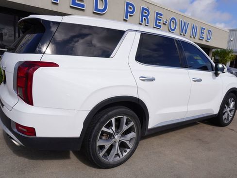 Used 2022 Hyundai Palisade SEL w/ Premium Package FWD image 6