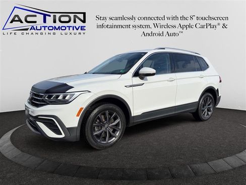 Used 2022 Volkswagen Tiguan SE image 4