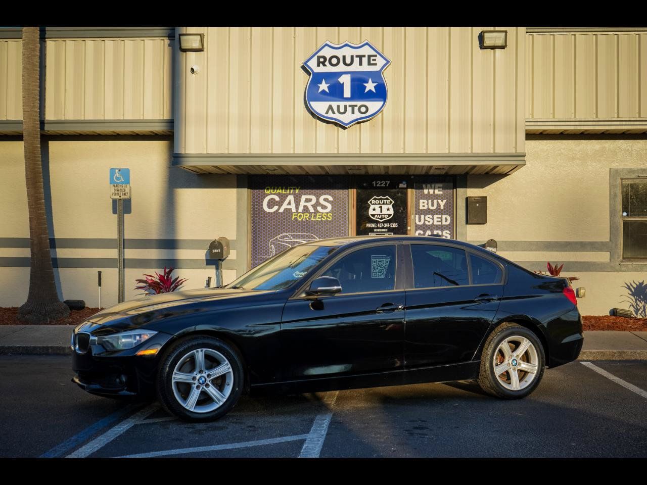 Used 2015 BMW 320i Sedan RWD image 1