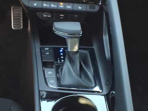 New 2026 Hyundai Elantra SEL Sport FWD image 10