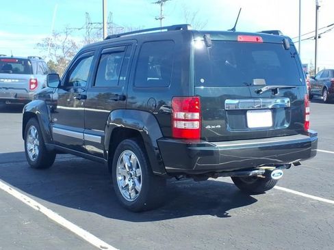Used 2012 Jeep Liberty Sport image 4
