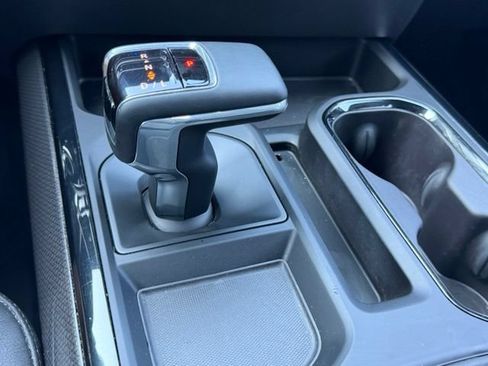 Used 2023 Chevrolet Silverado 1500 ZR2 AWD/4WD image 22