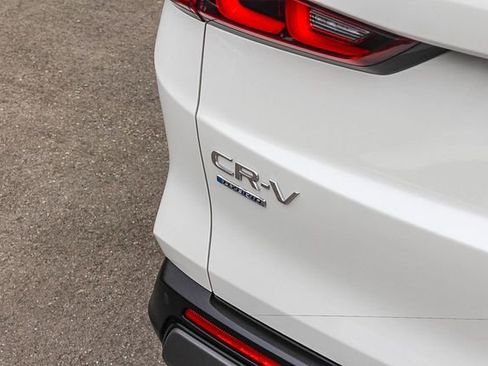 Used 2025 Honda CR-V Sport-L image 9