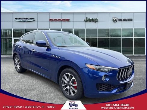 Used 2020 Maserati Levante image 1