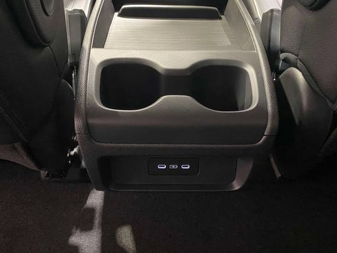 New 2026 Honda Odyssey Touring image 14
