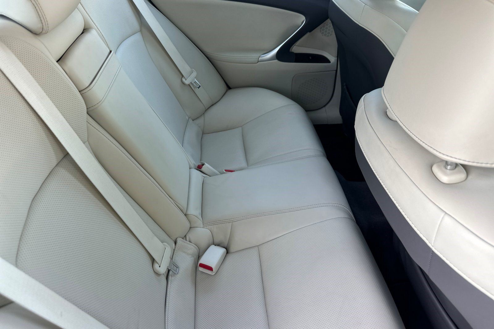 Used 2011 Lexus IS 350 AWD w/ Luxury Plus Value Edition image 32
