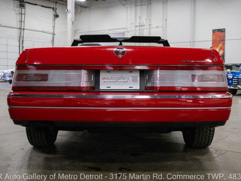 Used 1990 Cadillac Allante image 7