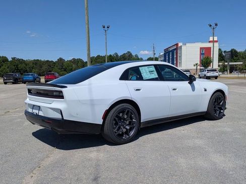 New 2026 Dodge Charger Scat Pack AWD/4WD image 4