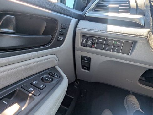 Used 2019 Honda Odyssey Touring image 33