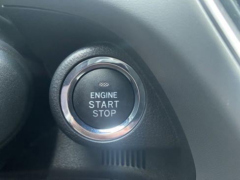 Used 2024 Subaru Crosstrek 2.0i Premium image 31