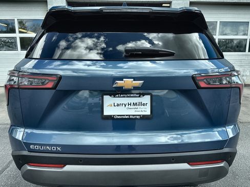New 2026 Chevrolet Equinox LT FWD image 13