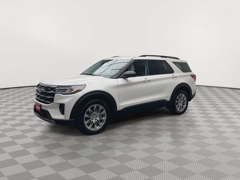 Used 2026 Ford Explorer Active w/ Active Comfort Package AWD/4WD image 37