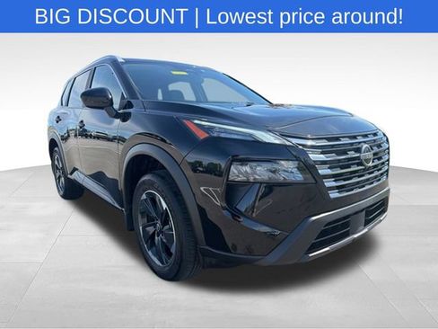 Used 2024 Nissan Rogue SV w/ SV Premium Package AWD/4WD image 1