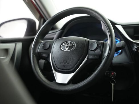 Used 2019 Toyota Corolla LE w/ Carpet Mat Package (TMS) image 11