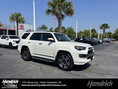 Used 2022 Toyota 4Runner Limited AWD/4WD image 1