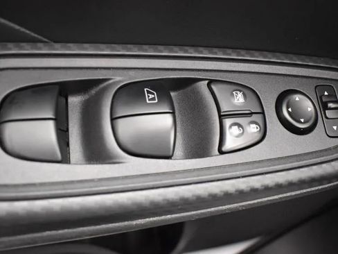 Used 2024 Nissan Versa SV w/ Trunk Package image 20