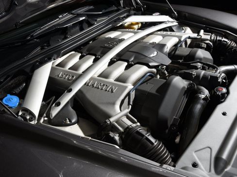 Used 2005 Aston Martin DB9 Coupe RWD image 36