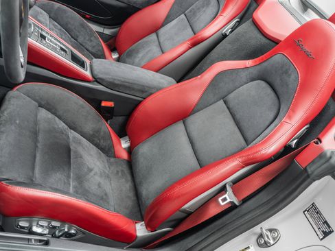 Used 2021 Porsche 718 Boxster Spyder RWD image 24