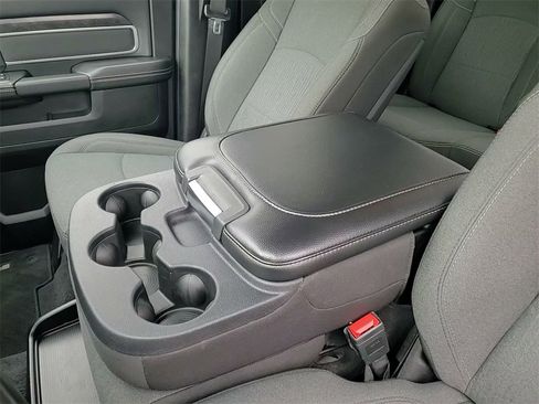 Used 2024 RAM 2500 Big Horn w/ Night Edition image 34