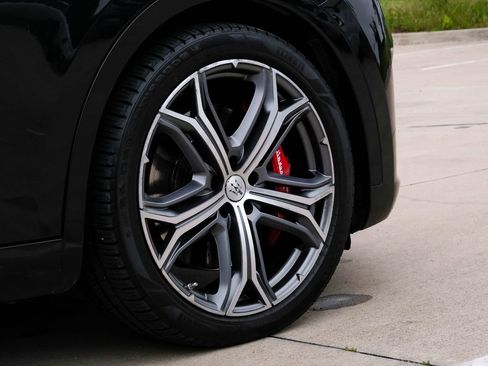 Used 2019 Maserati Levante S GranSport AWD/4WD image 64