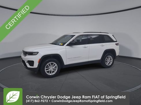 Certified 2026 Jeep Grand Cherokee Laredo X AWD/4WD image 7