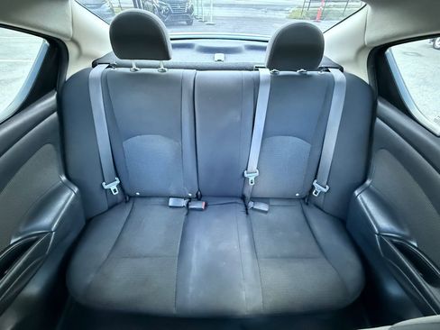 Used 2013 Nissan Versa SV w/ Convenience Pkg image 23