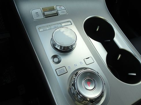 New 2026 Genesis GV70 2.5T Select image 15