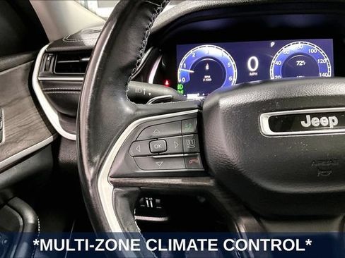 Used 2021 Jeep Grand Cherokee L Limited w/ Luxury Tech Group II AWD/4WD image 15