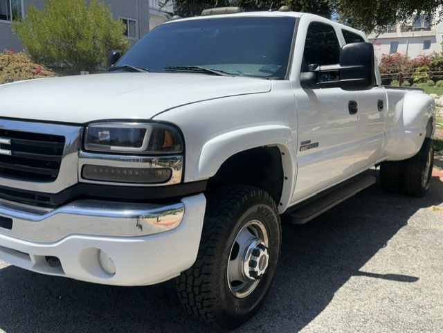 Used 2006 GMC Sierra 3500 SLT w/ Heavy-Duty Power Package AWD/4WD image 16