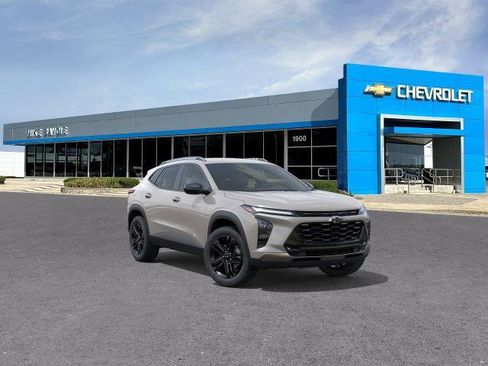 New 2026 Chevrolet Trax ACTIV w/ Driver Confidence Package FWD image 1